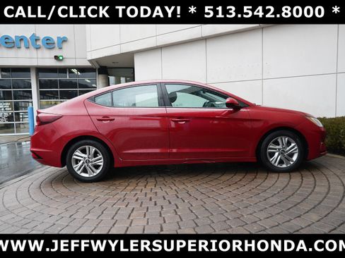 Used 2020 Hyundai Elantra SEL image 2