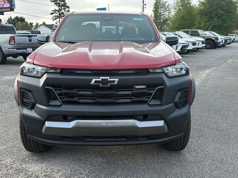 New 2026 Chevrolet Colorado Trail Boss AWD/4WD image 2