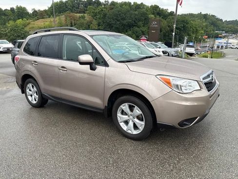 Used 2016 Subaru Forester 2.5i Premium AWD/4WD image 5