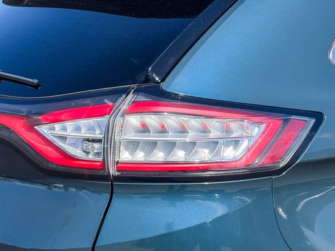 Used 2016 Ford Edge SEL w/ Equipment Group 201A image 8