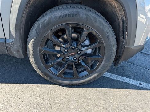 Used 2025 GMC Terrain Elevation w/ Elevation Premium Package image 26