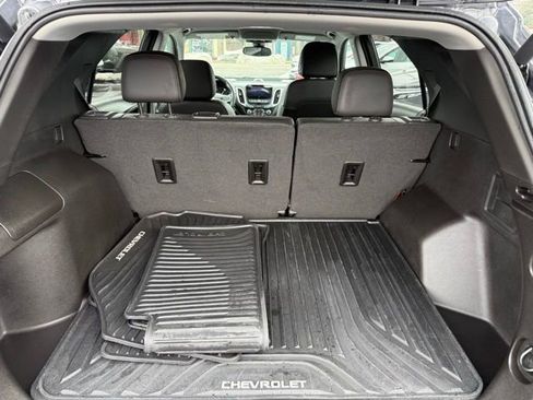 Used 2022 Chevrolet Equinox Premier image 13
