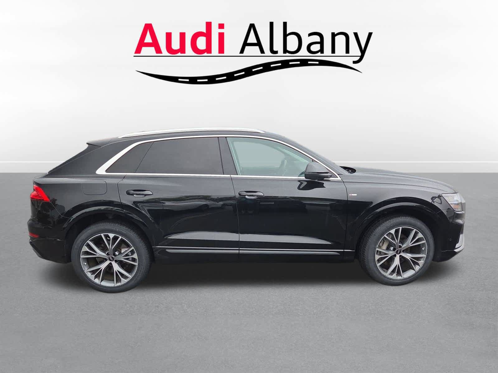 Certified 2023 Audi Q8 Premium Plus w/ Premium Plus Package AWD/4WD image 6