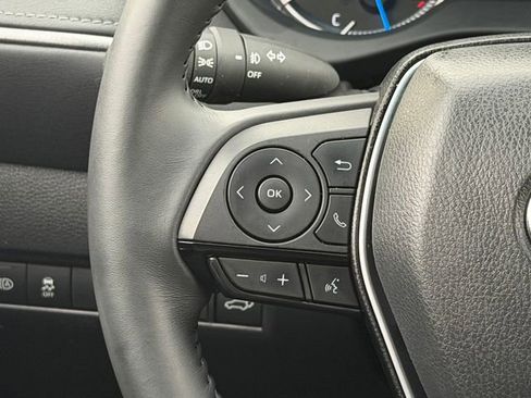 Certified 2023 Toyota Venza XLE AWD/4WD image 27