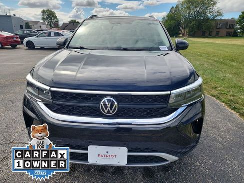 Used 2022 Volkswagen Taos SE image 10