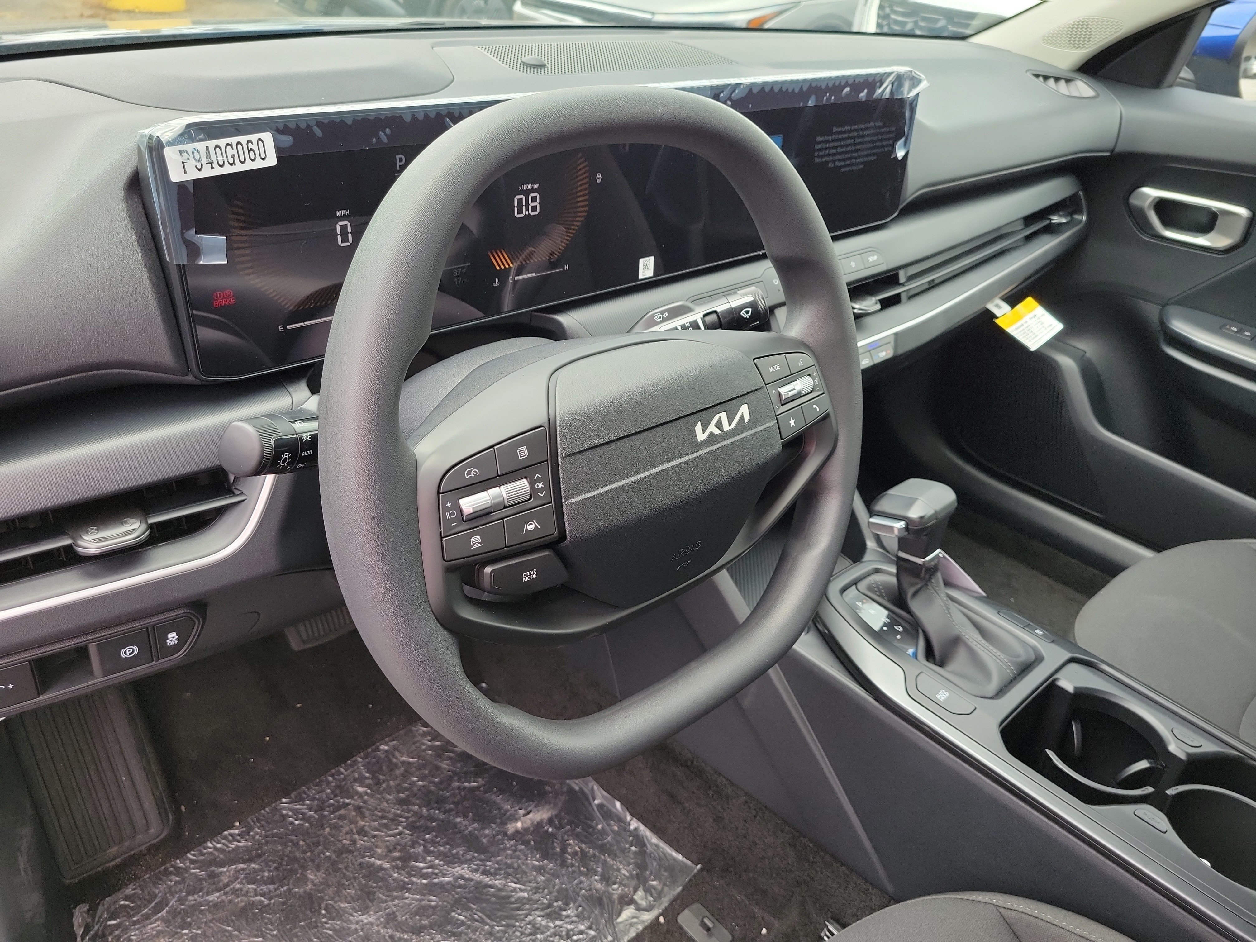 New 2026 Kia K4 FWD image 18