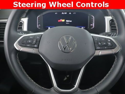 Used 2022 Volkswagen Atlas SEL image 23