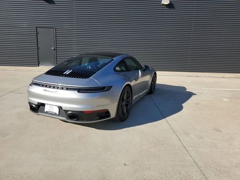 Certified 2023 Porsche 911 Carrera T image 5
