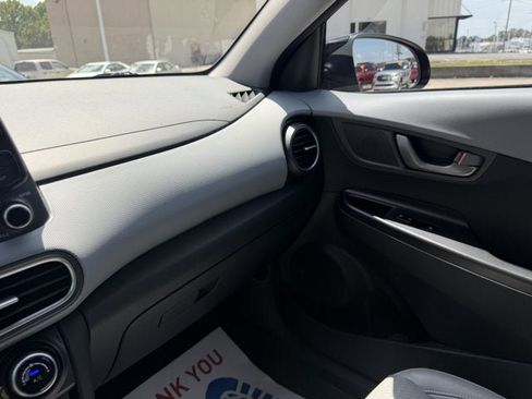 Used 2021 Hyundai Kona Ultimate FWD image 24