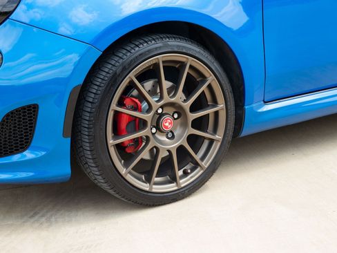 Used 2018 FIAT 500 Abarth FWD image 23