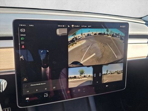 Used 2021 Tesla Model Y Long Range image 12