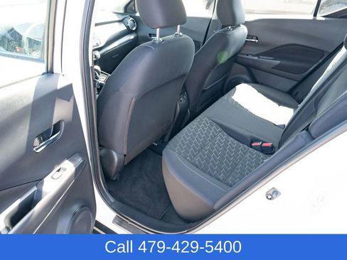 Used 2023 Nissan Kicks SV w/ Interior Electronics Package FWD image 29