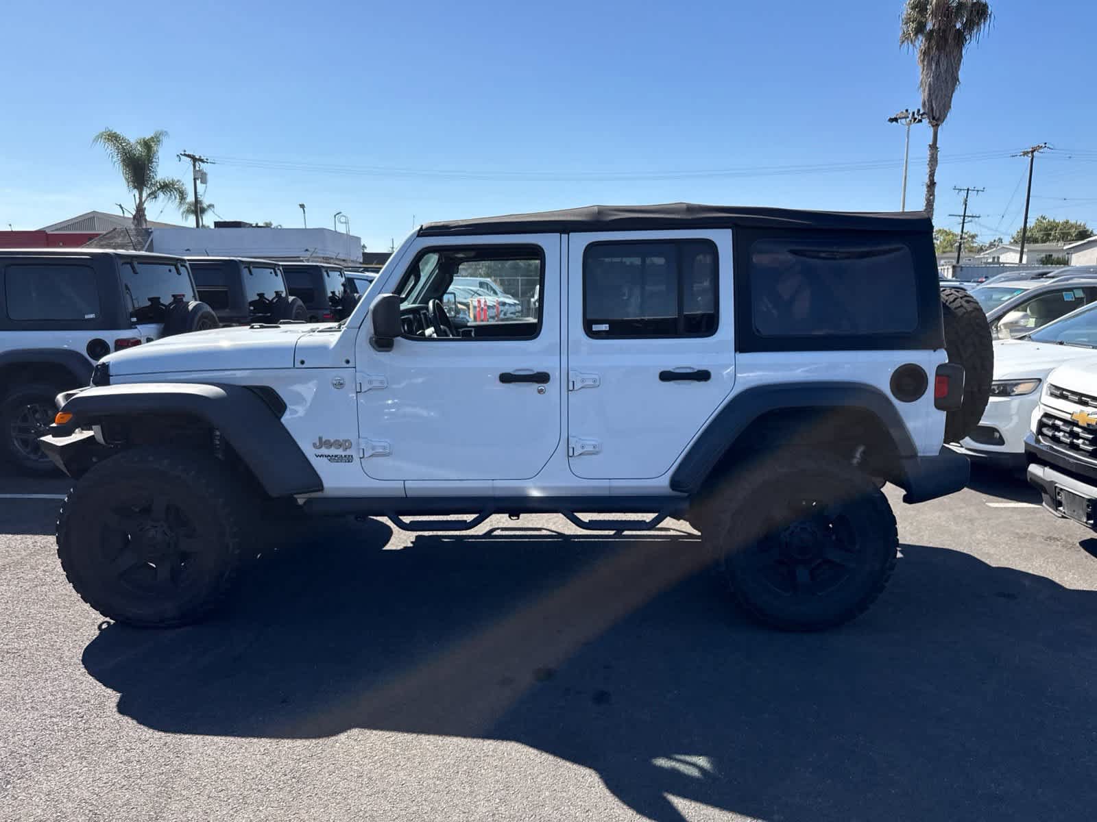 Used 2018 Jeep Wrangler Unlimited Sport S AWD/4WD image 15