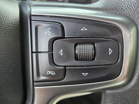 Used 2020 Chevrolet Silverado 1500 LT w/ Remote Start Package image 33