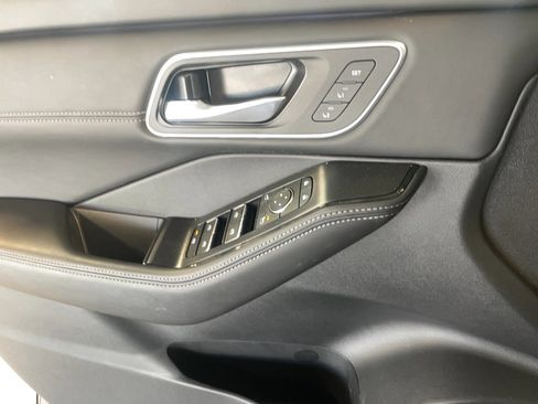 Used 2024 Nissan Rogue Platinum w/ Platinum Premium Package image 20