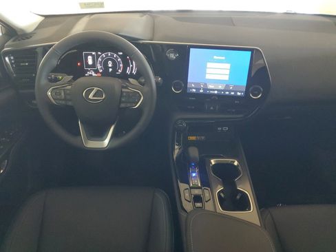 Used 2025 Lexus NX 250 NX 250 image 8