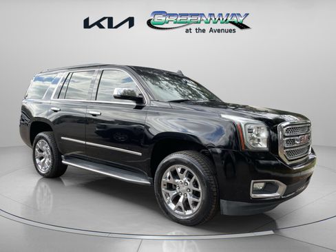 Used 2019 GMC Yukon SLT image 1
