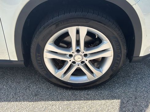 Used 2015 Mercedes-Benz GLA 250 4MATIC image 26