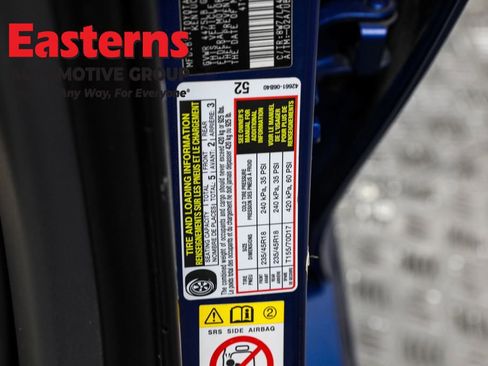 Used 2018 Toyota Camry XLE image 32