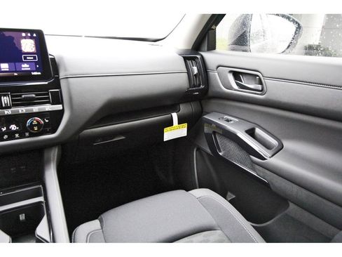 New 2026 Nissan Pathfinder SV FWD image 10