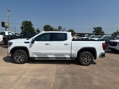 New 2026 GMC Sierra 1500 SLT w/ SLT Premium Plus Package