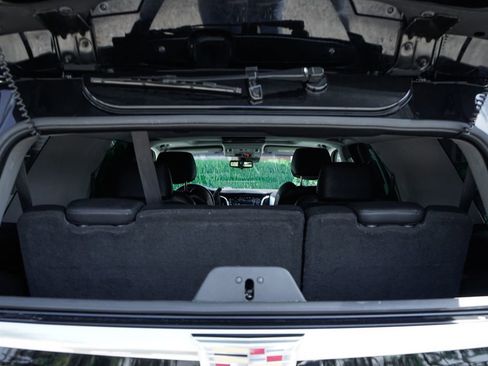 Used 2019 Cadillac Escalade Premium Luxury RWD image 8