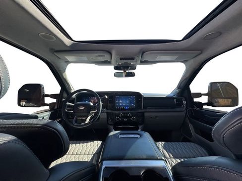 Used 2024 Ford F250 Limited image 25