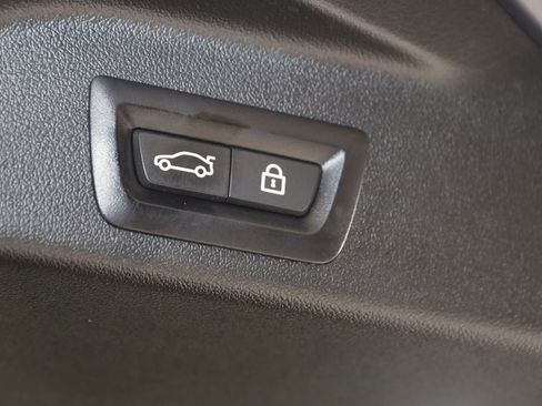 Used 2022 BMW X5 xDrive40i w/ M Sport Package AWD/4WD image 46