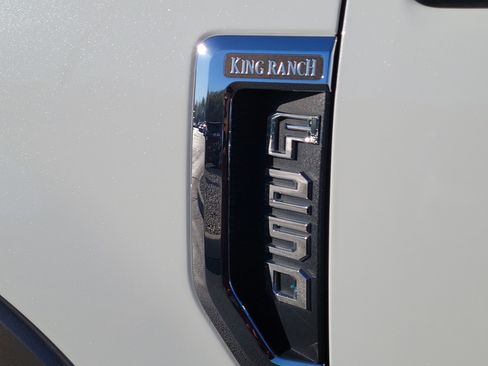 Used 2022 Ford F250 King Ranch w/ King Ranch Ultimate Package image 9