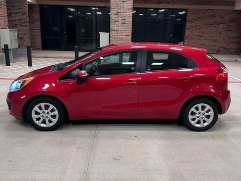 Used 2013 Kia Rio EX FWD image 5