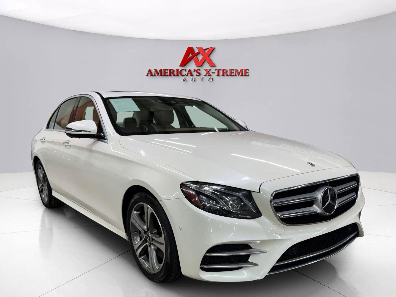 Used 2017 Mercedes-Benz E 300 image 7