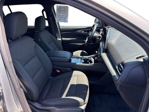 Certified 2024 Chevrolet Traverse LT AWD/4WD image 17