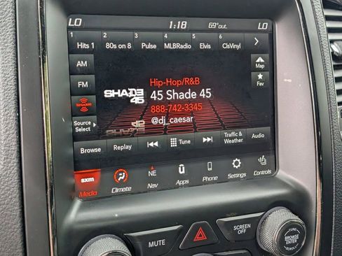 Used 2019 Dodge Durango R/T w/ Technology Group AWD/4WD image 25