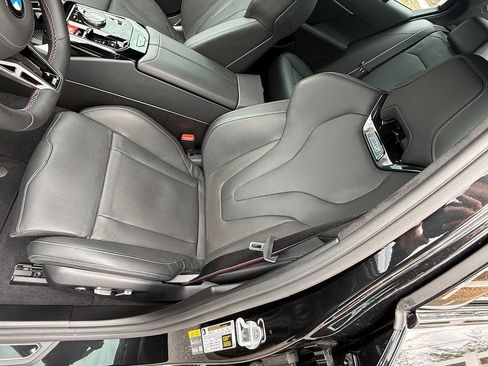 Used 2026 BMW M5 w/ Executive Package AWD/4WD image 40