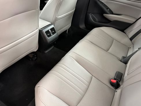 Used 2020 Honda Accord Touring image 4
