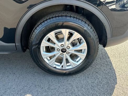 Used 2023 Ford Escape Active w/ Tech Pack #2 AWD/4WD image 24