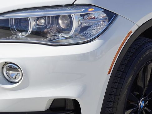 Used 2014 BMW X5 xDrive35i AWD/4WD image 2