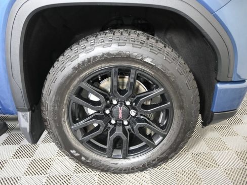 Used 2024 GMC Sierra 1500 Elevation w/ Preferred Package AWD/4WD image 12