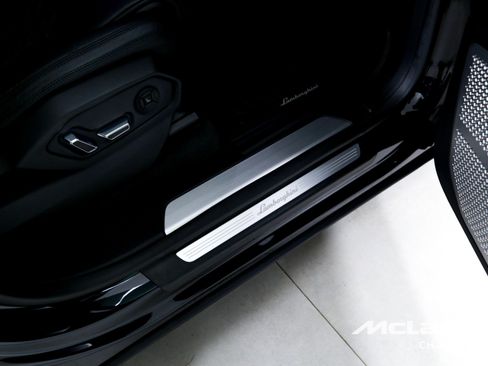 Used 2019 Lamborghini Urus image 31