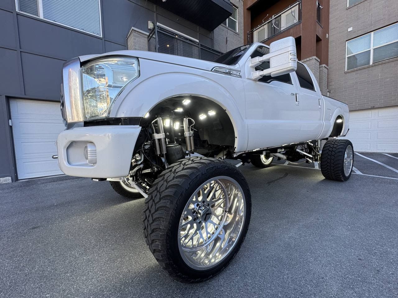 Used 2013 Ford F250 Platinum AWD/4WD image 24