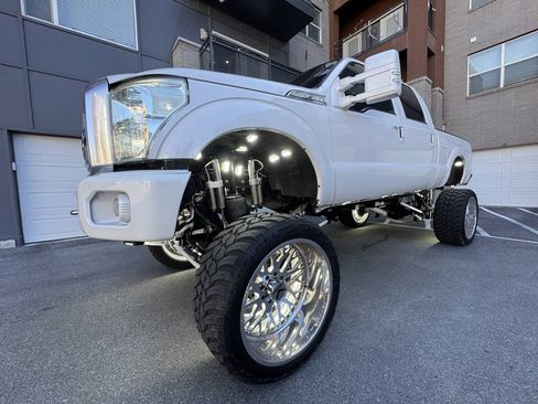 Used 2013 Ford F250 Platinum AWD/4WD image 24