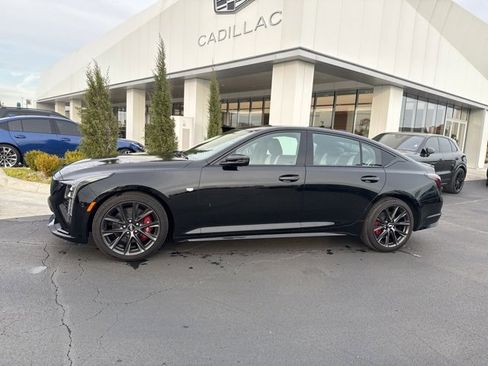 Used 2025 Cadillac CT5 Sport image 2
