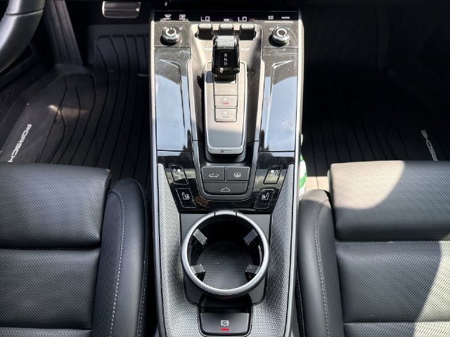 Used 2025 Porsche 911 Carrera S RWD image 17
