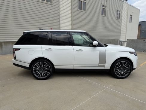 Used 2020 Land Rover Range Rover HSE AWD/4WD image 2