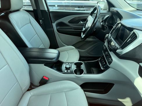 Used 2020 GMC Terrain SLT AWD/4WD image 19