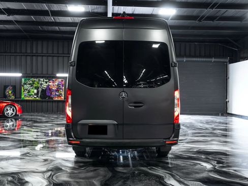 Used 2019 Mercedes-Benz Sprinter 170 image 9