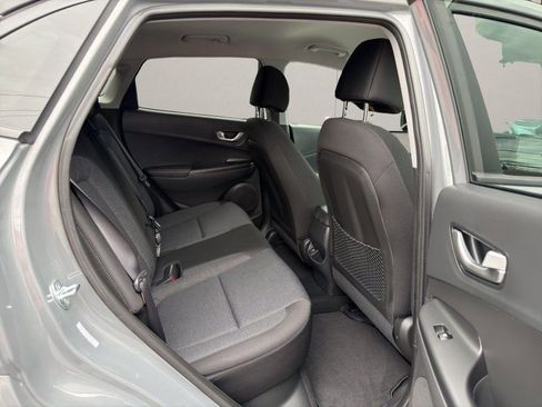 Used 2023 Hyundai Kona SE FWD image 12