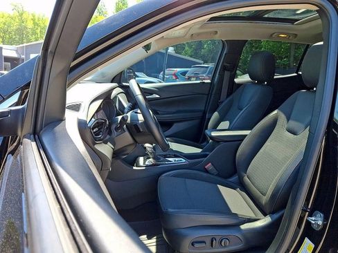 Used 2020 Buick Encore GX Select w/ Experience Buick Package AWD/4WD image 16