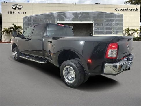 Used 2023 RAM 3500 Tradesman w/ Chrome Appearance Group image 4