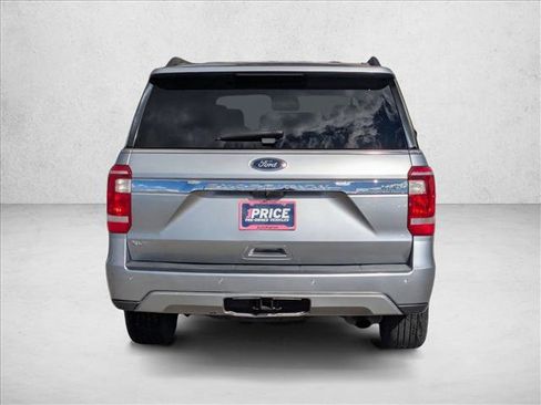 Used 2021 Ford Expedition Max XLT image 7